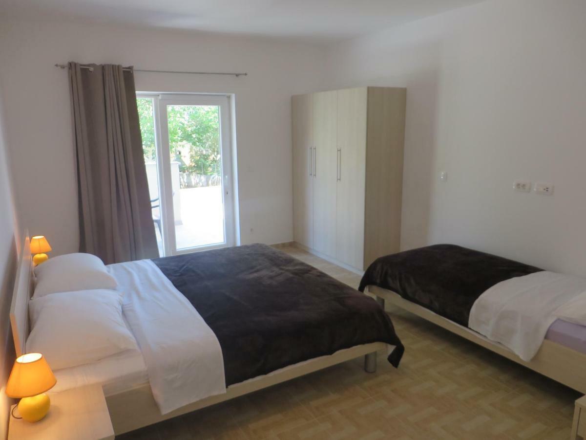 Luka Apartments Биоград-на-Мору Экстерьер фото